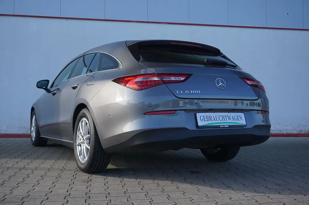Mercedes-Benz CLA 180 - Thumbnail 5