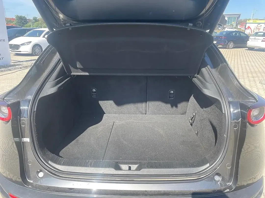 Mazda CX-30 - Thumbnail 9