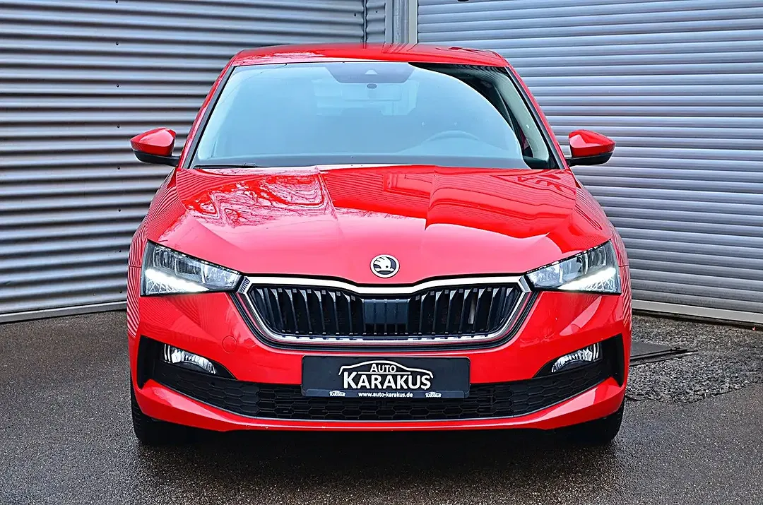 Skoda Scala - Thumbnail 2