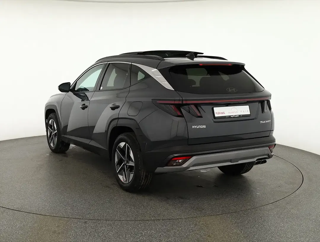 Hyundai TUCSON - Thumbnail 2