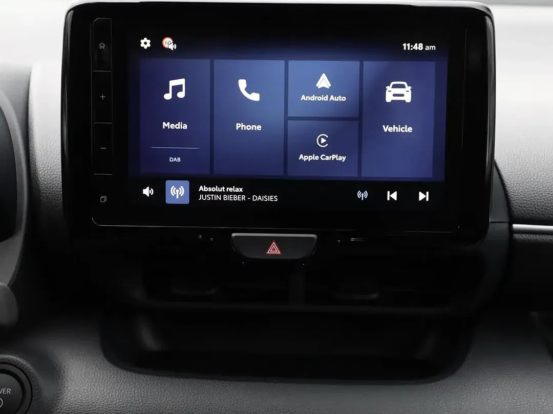 Toyota Yaris - Thumbnail 9