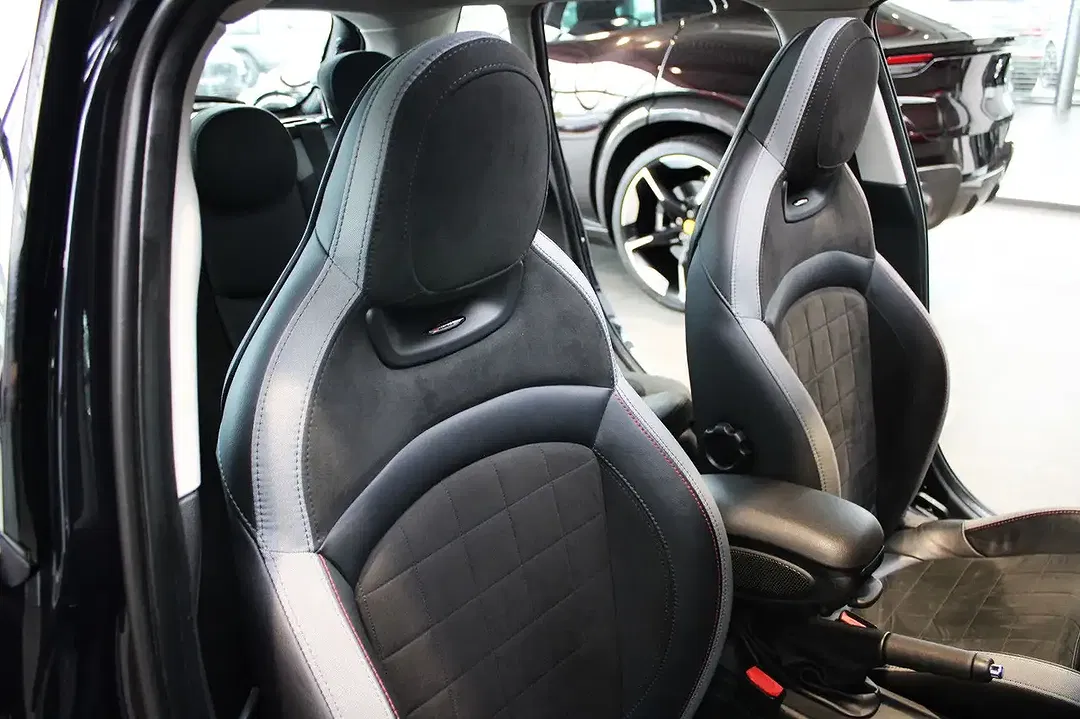 MINI Cooper S - Thumbnail 14