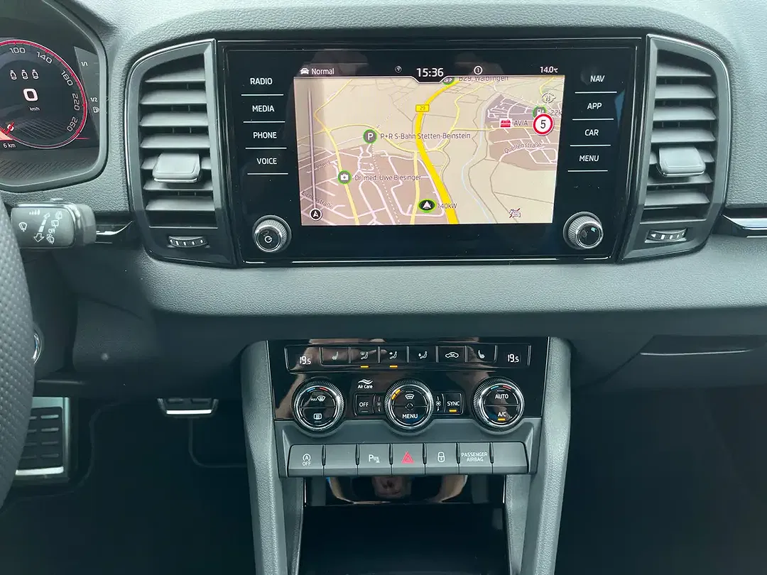 Skoda Karoq - Thumbnail 6