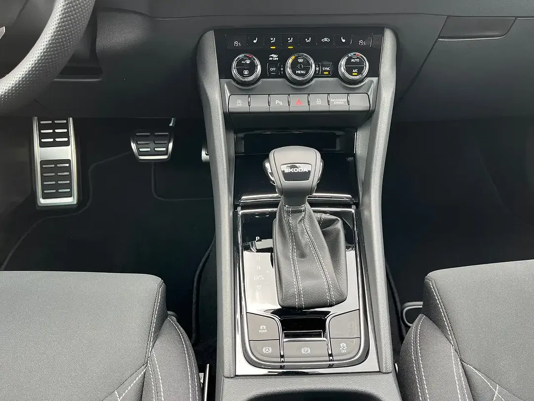 Skoda Karoq - Thumbnail 7