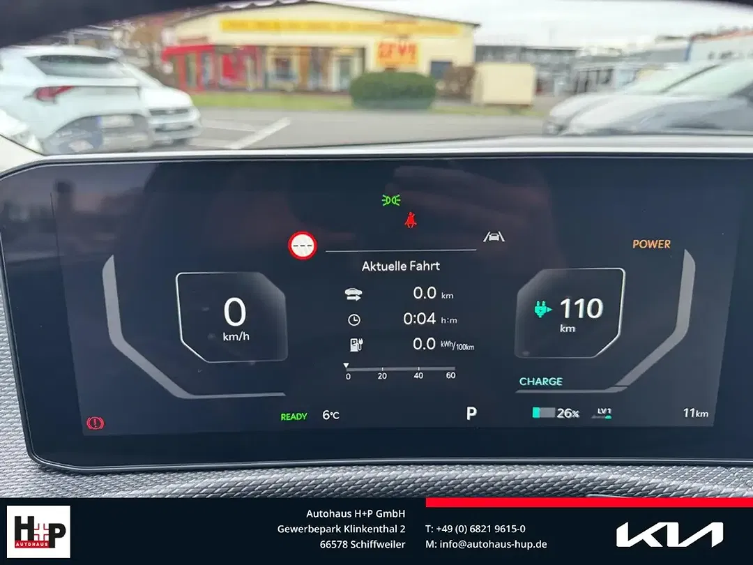 Kia EV6 - Thumbnail 15