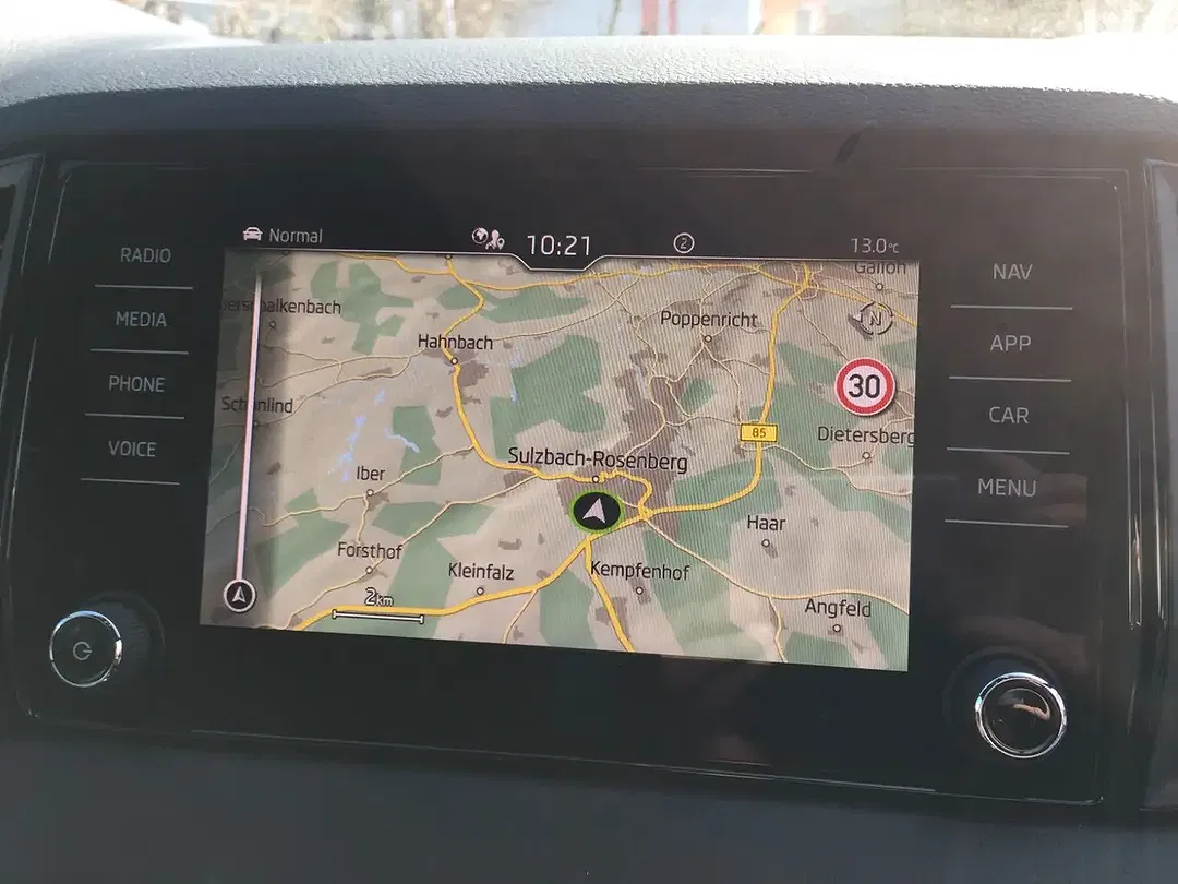 Skoda Karoq - Thumbnail 19