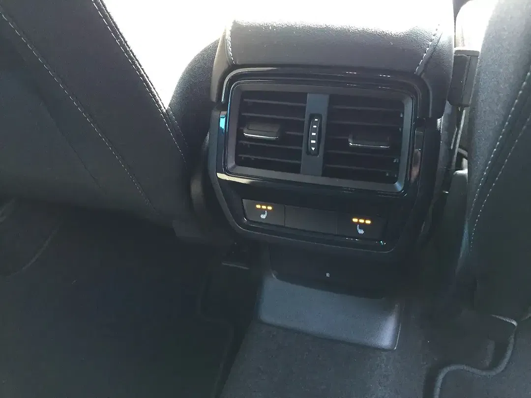 Skoda Karoq - Thumbnail 31