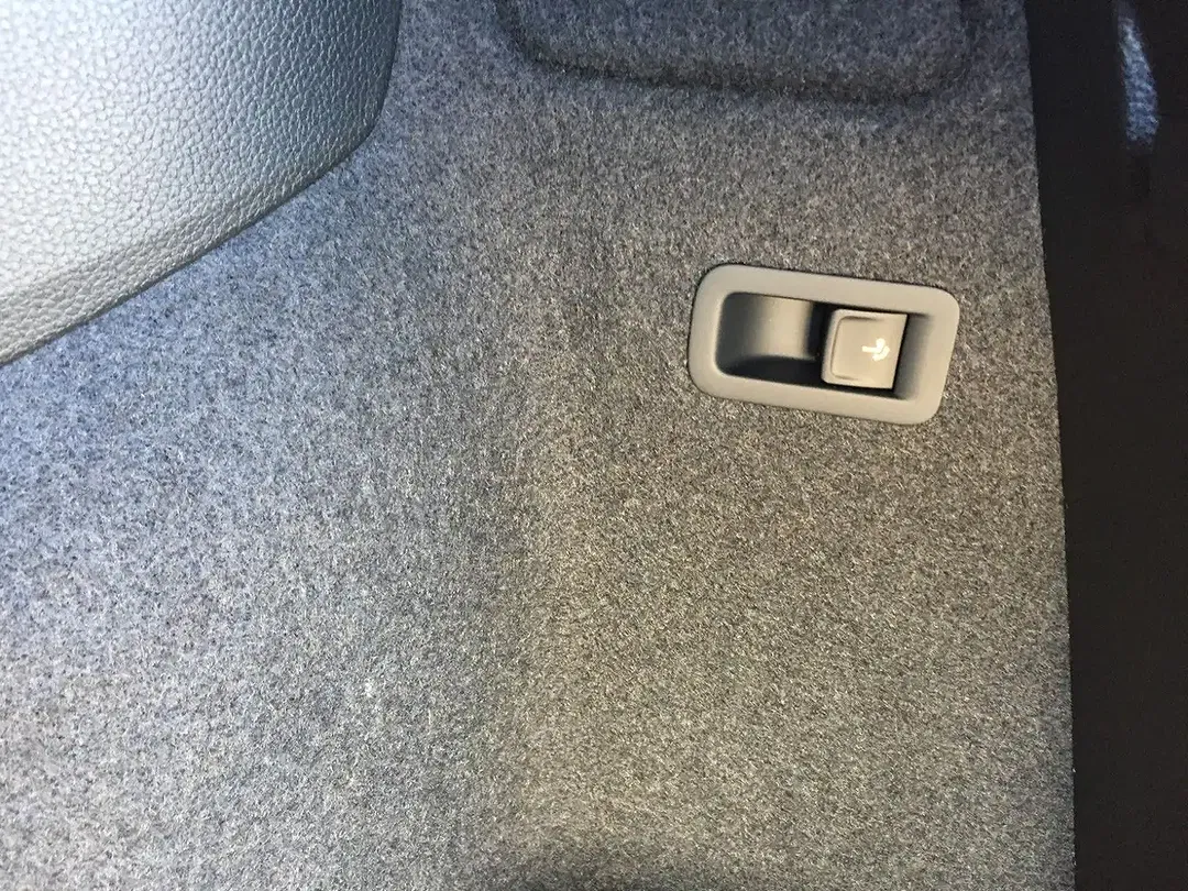Skoda Karoq - Thumbnail 37