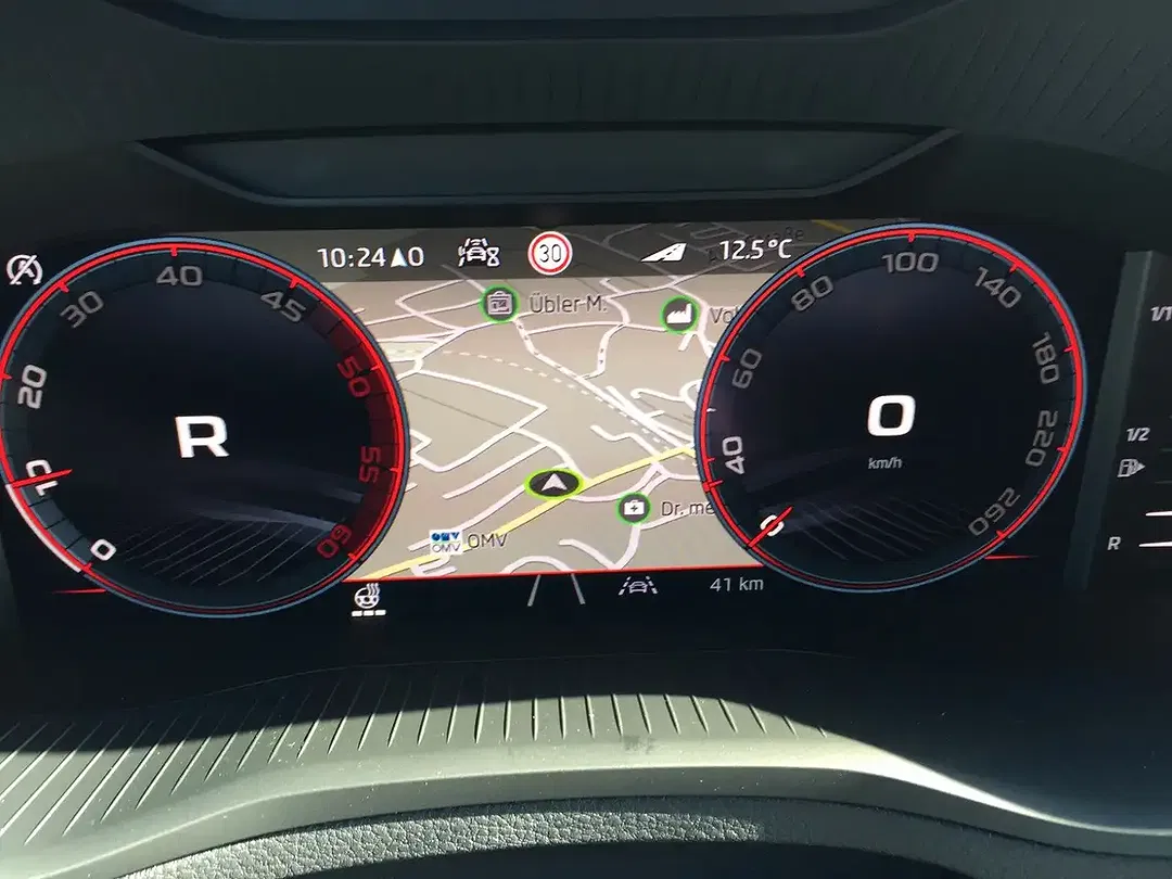 Skoda Karoq - Thumbnail 41