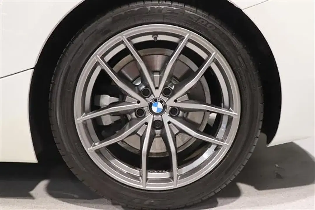 BMW Z4 - Thumbnail 6