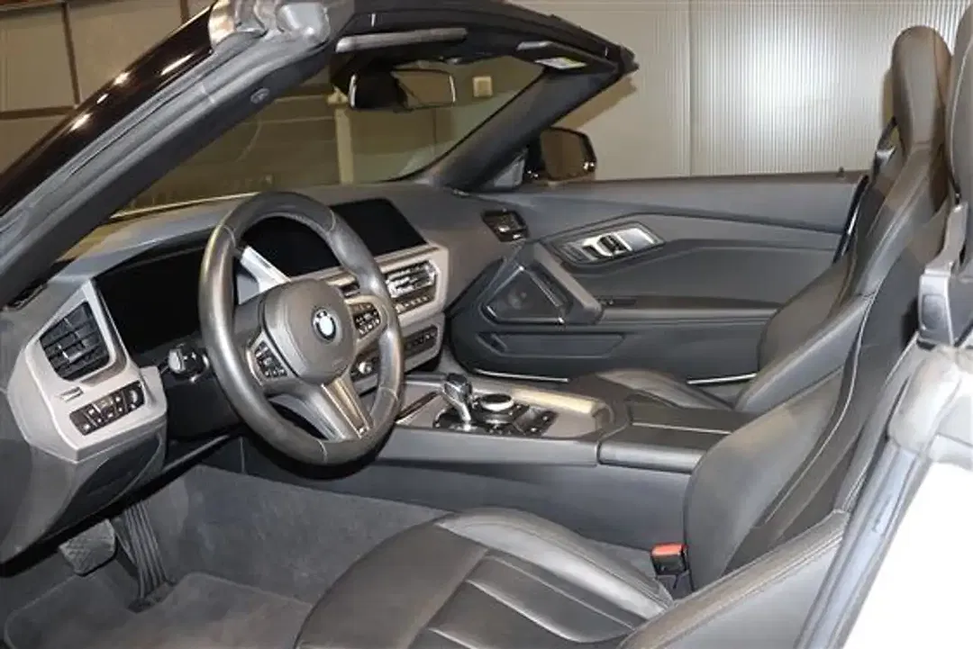 BMW Z4 - Thumbnail 8