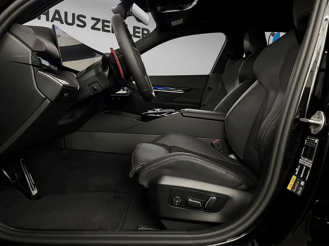 BMW M5 - Thumbnail 9
