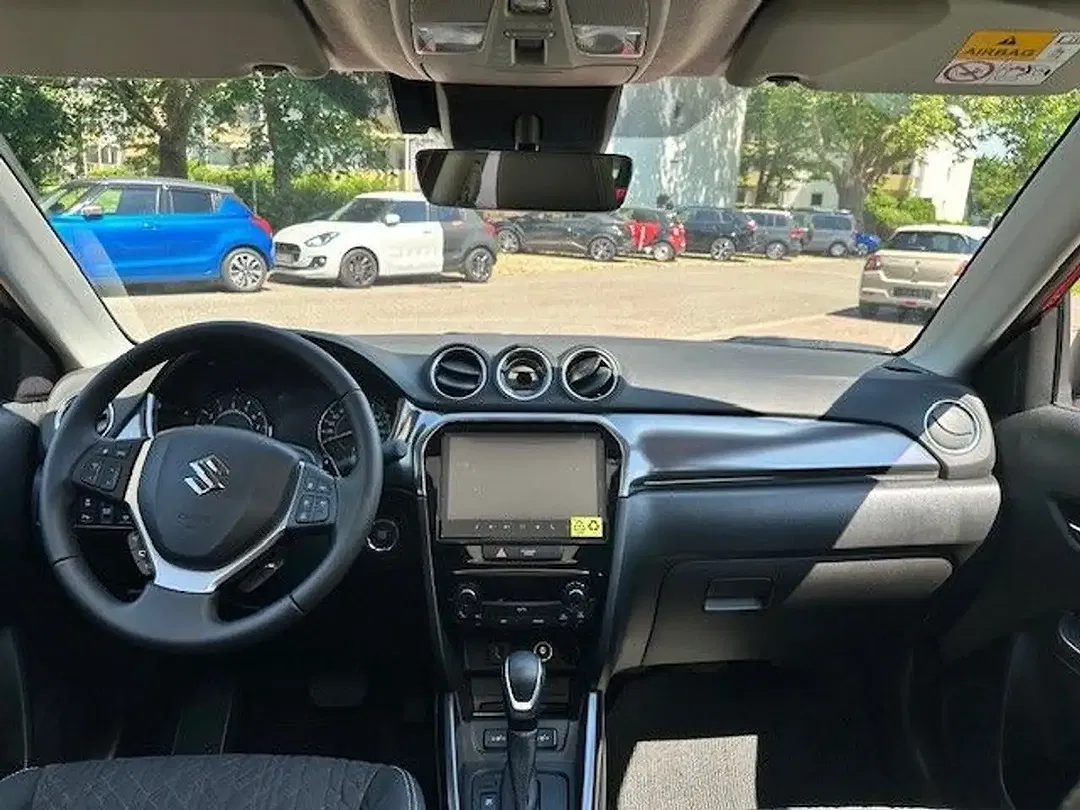 Suzuki Vitara - Thumbnail 9