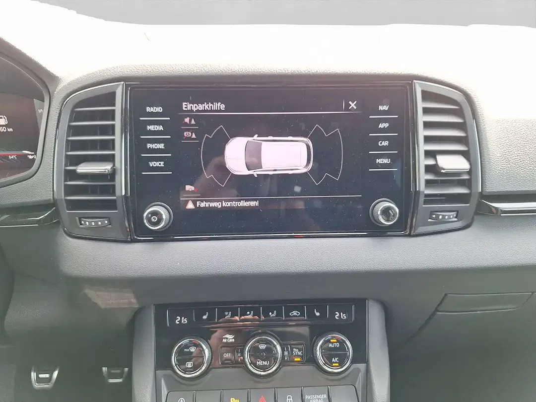 Skoda Karoq - Thumbnail 14