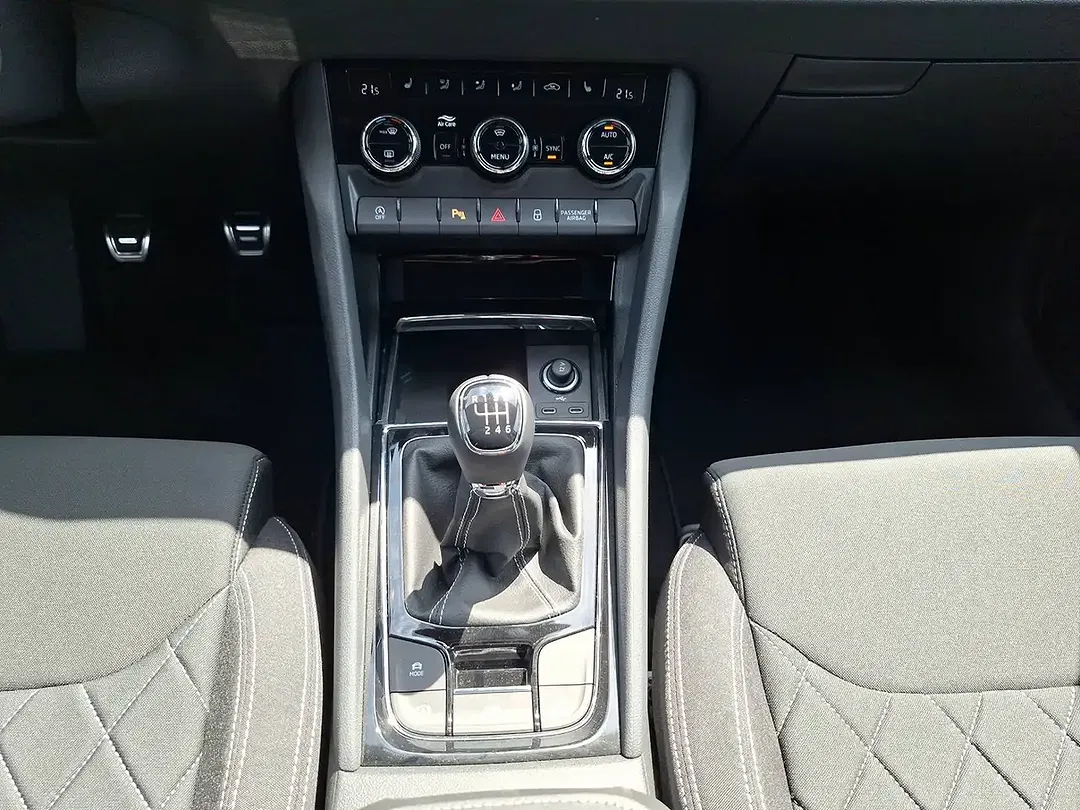 Skoda Karoq - Thumbnail 15