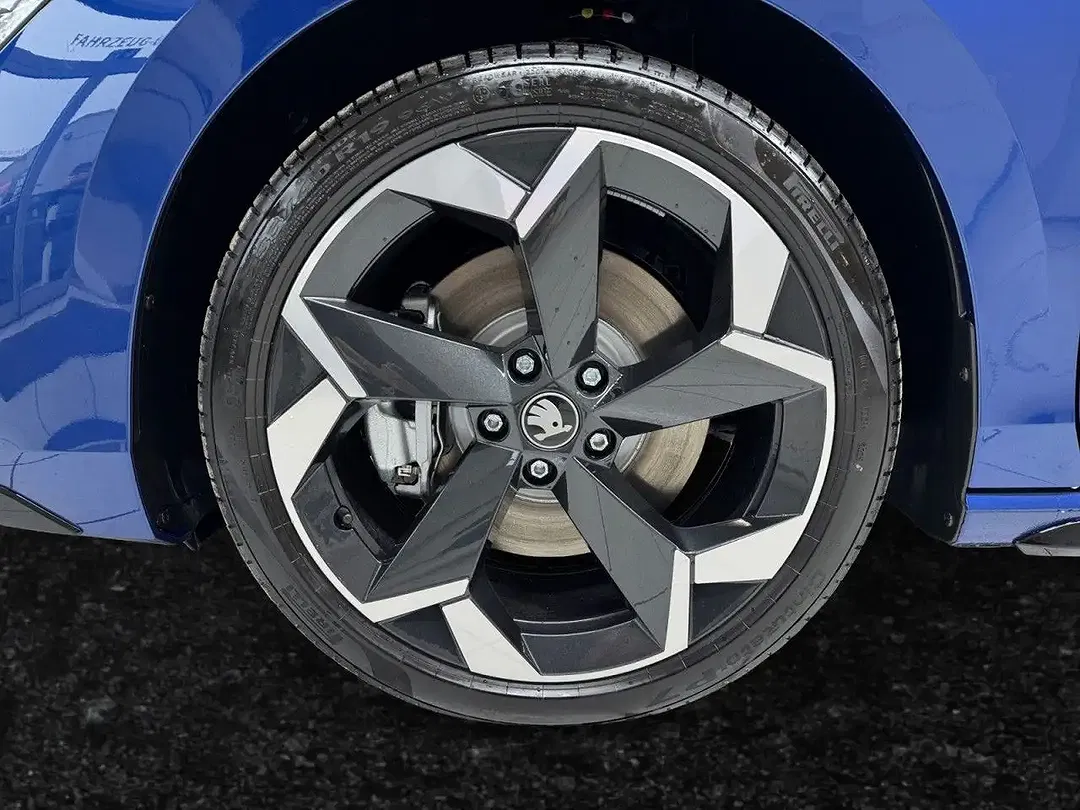 Skoda Superb - Thumbnail 13