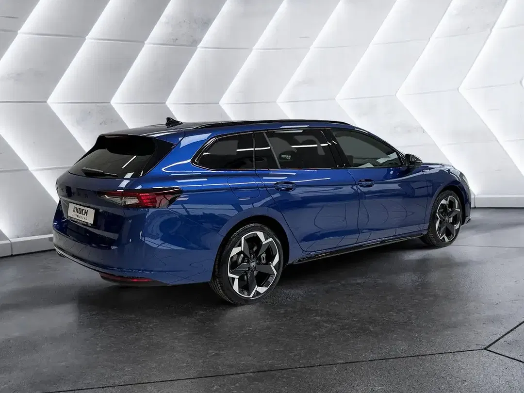 Skoda Superb - Thumbnail 2