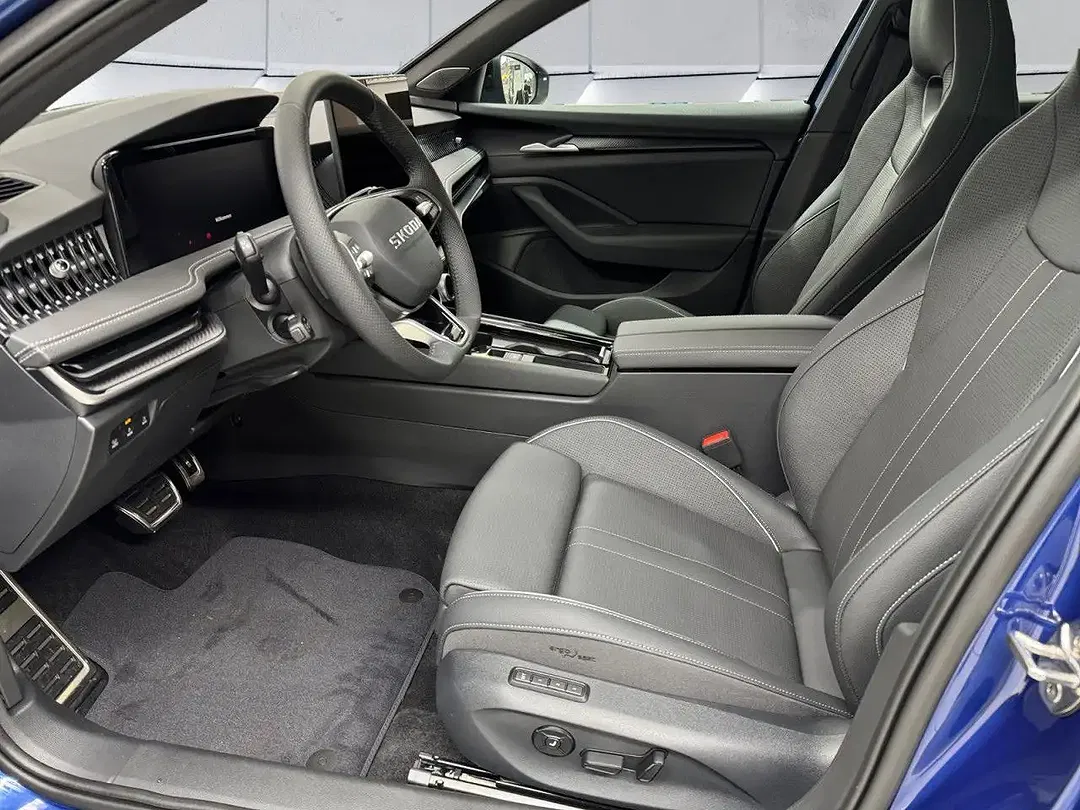 Skoda Superb - Thumbnail 4