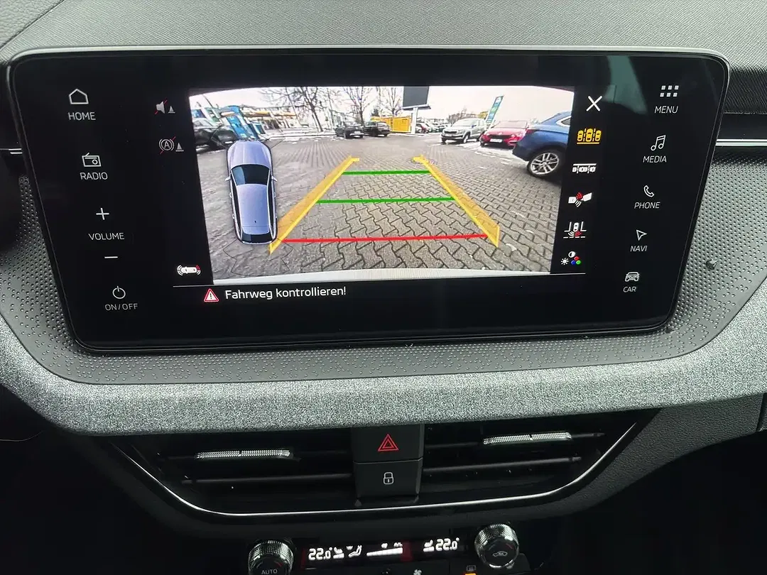 Skoda Scala - Thumbnail 10