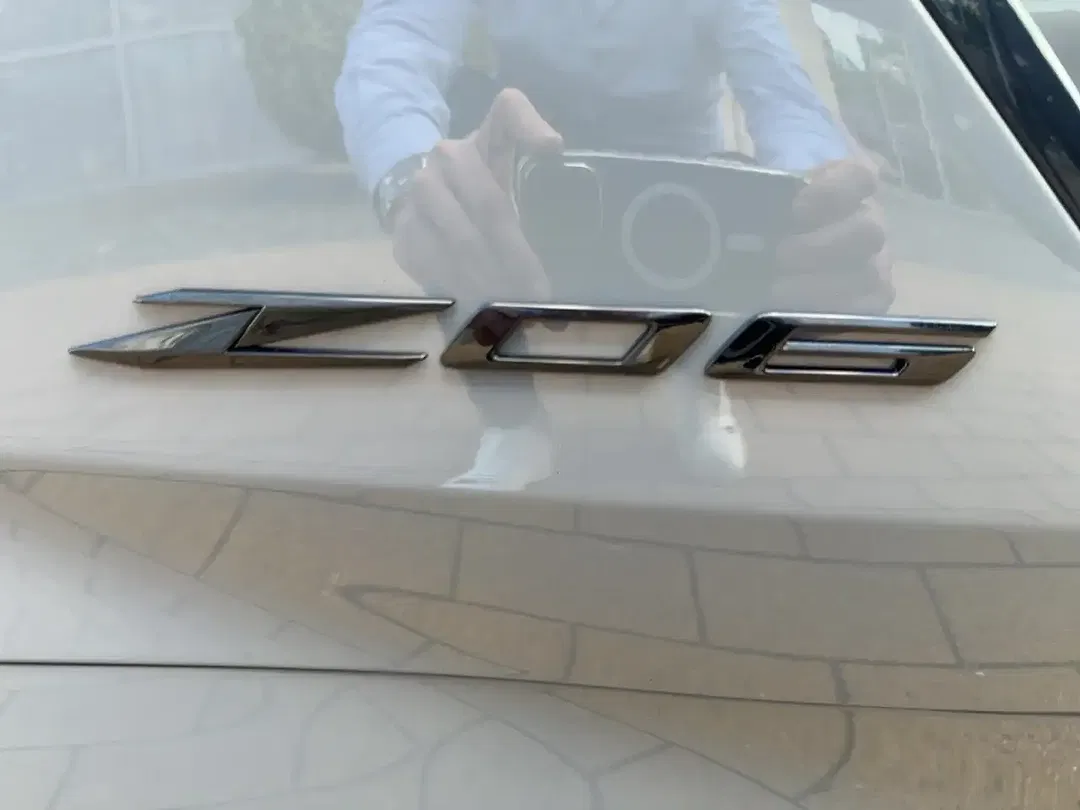 Corvette Z06 - Thumbnail 11