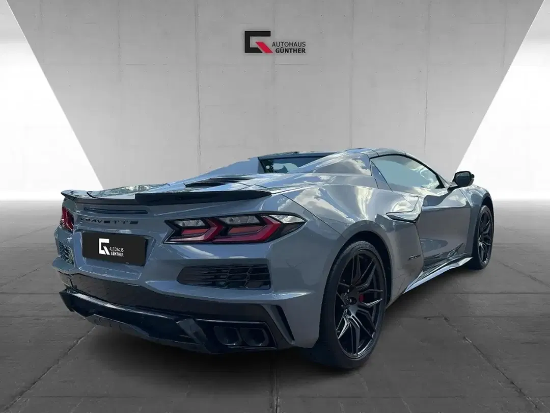 Corvette Z06 - Thumbnail 3