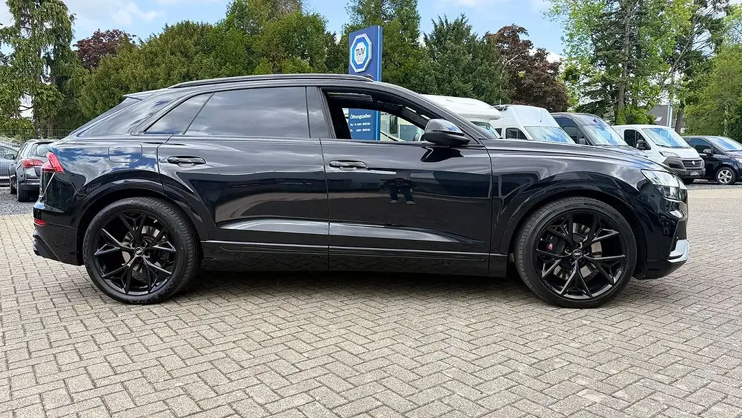 Audi SQ8 - Thumbnail 6
