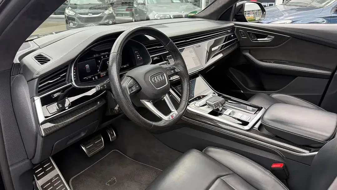 Audi SQ8 - Thumbnail 9
