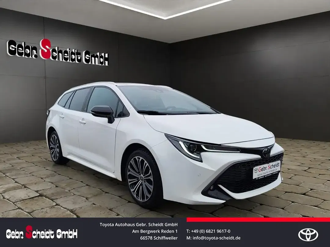 Toyota Corolla - Thumbnail 6