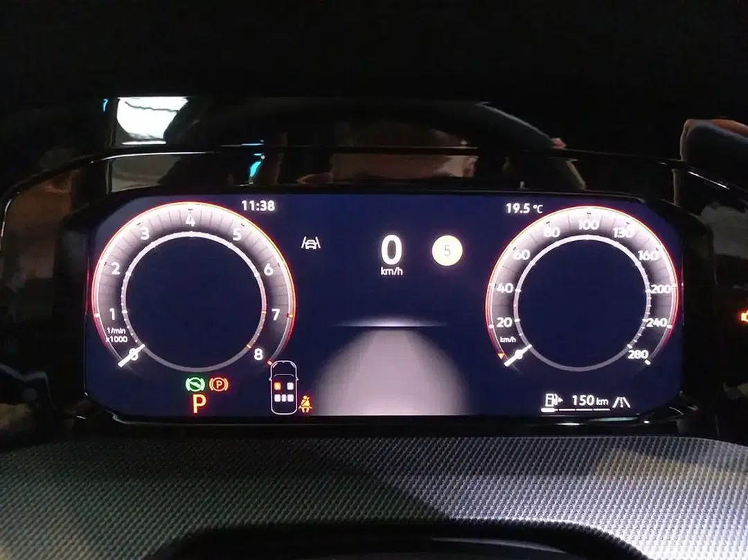 Volkswagen Golf GTI - Thumbnail 12