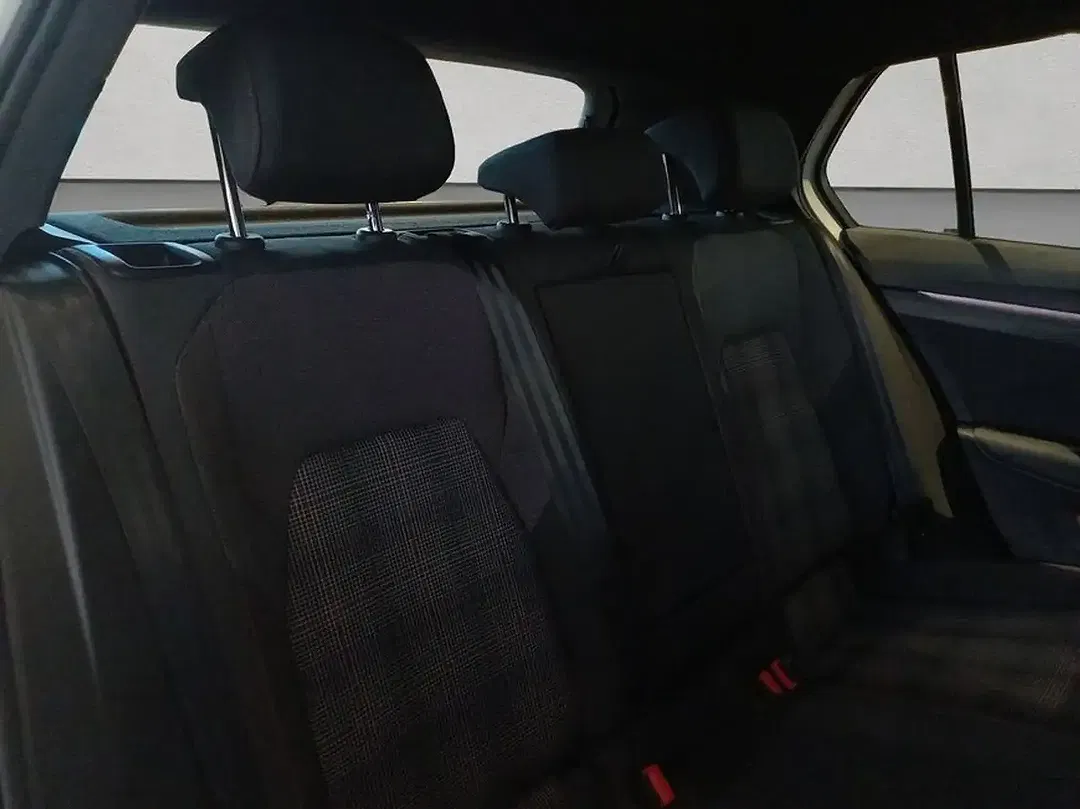 Volkswagen Golf GTI - Thumbnail 21
