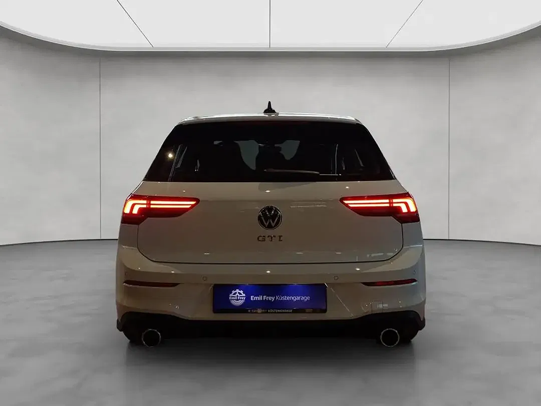 Volkswagen Golf GTI - Thumbnail 4
