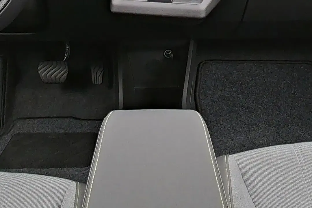 Renault Megane E-Tech - Thumbnail 9