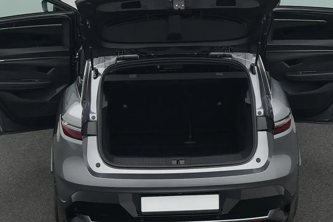 Renault Megane E-Tech - Thumbnail 6