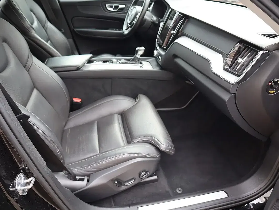 Volvo XC60 - Thumbnail 14