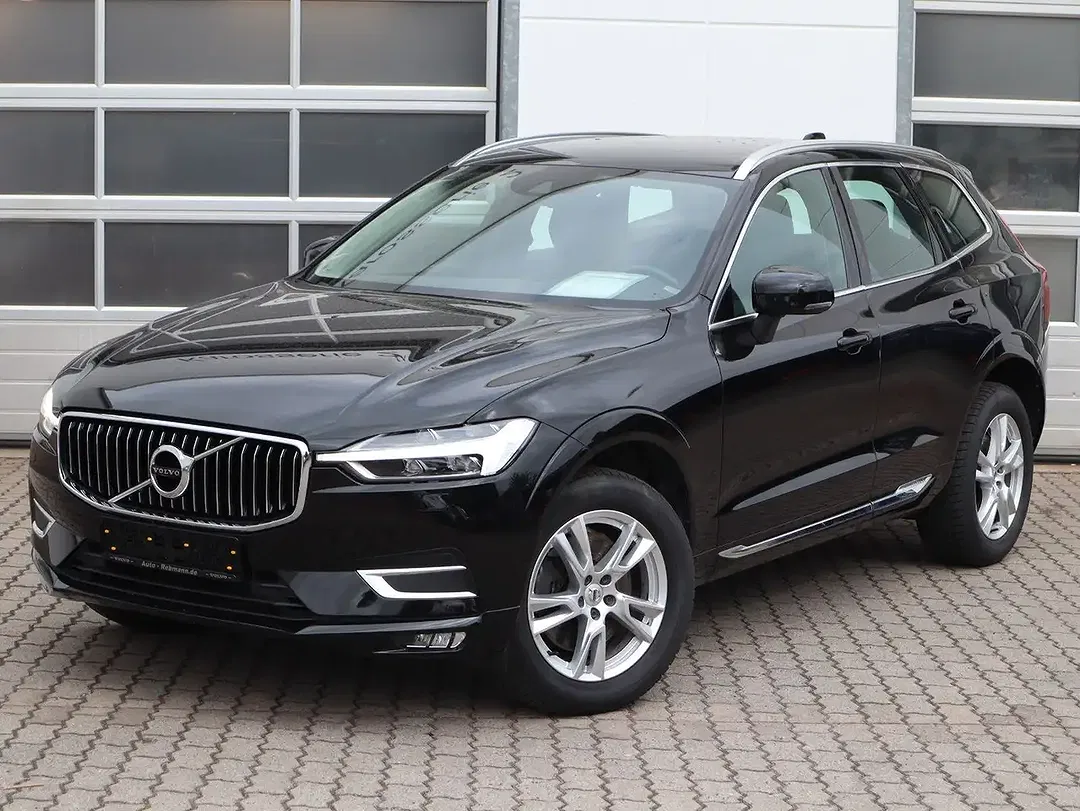Volvo XC60 - Thumbnail 2