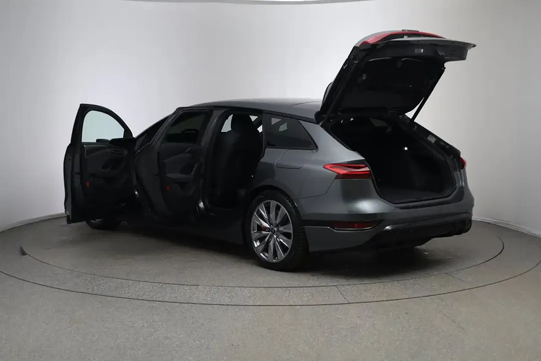 Audi S6 e-tron - Thumbnail 6
