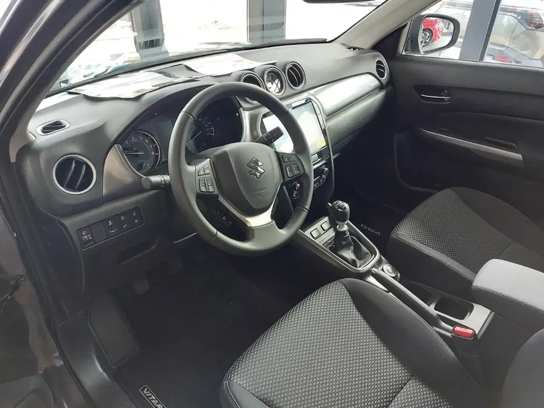 Suzuki Vitara - Thumbnail 11