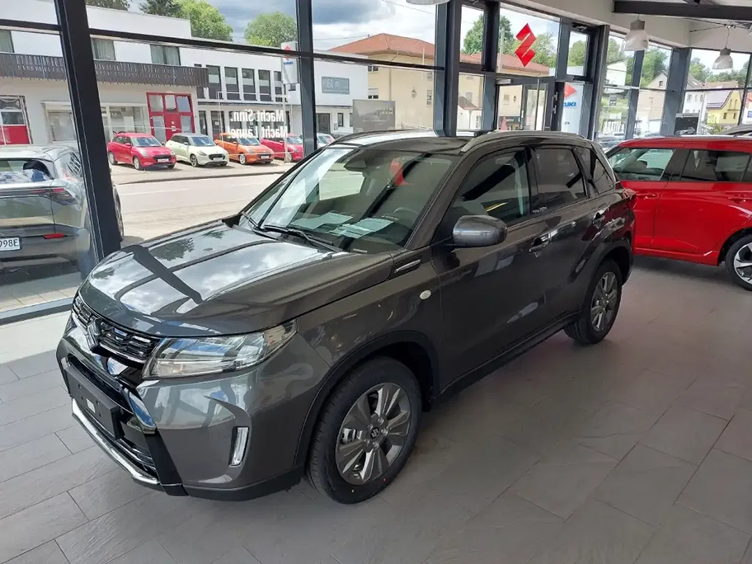 Suzuki Vitara - Thumbnail 2