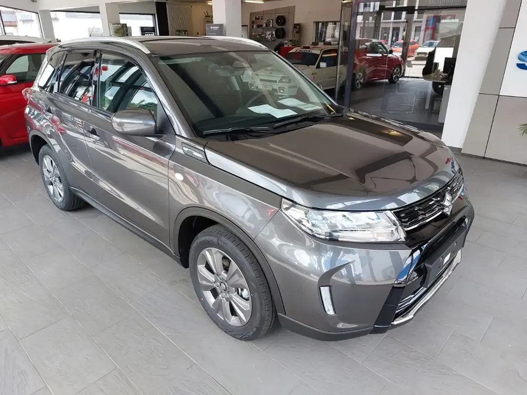 Suzuki Vitara - Thumbnail 4