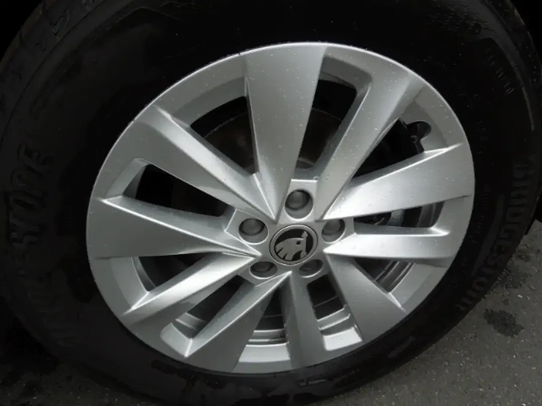 Skoda Kamiq - Thumbnail 14