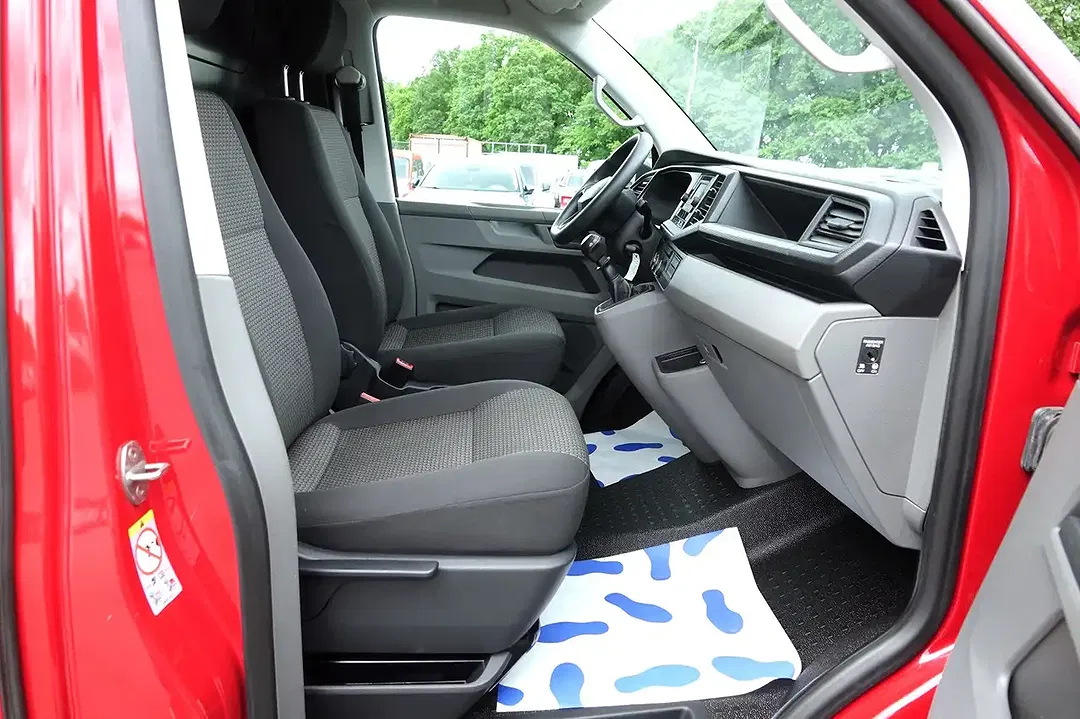 Volkswagen Transporter - Thumbnail 10