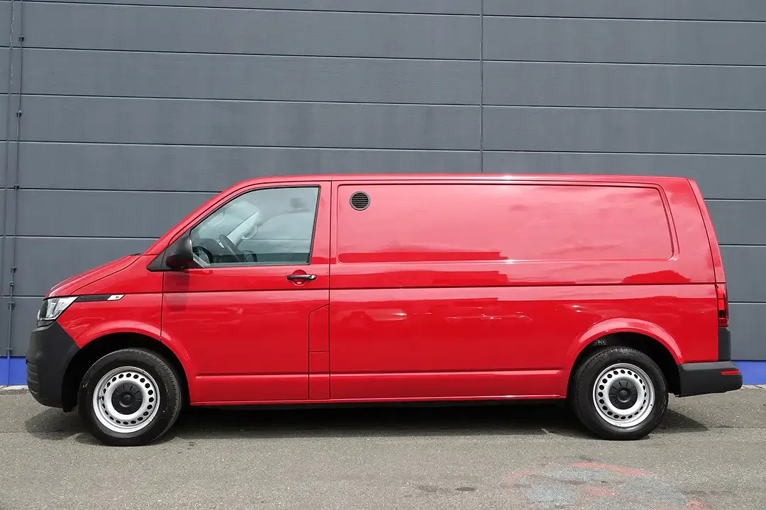 Volkswagen Transporter - Thumbnail 3