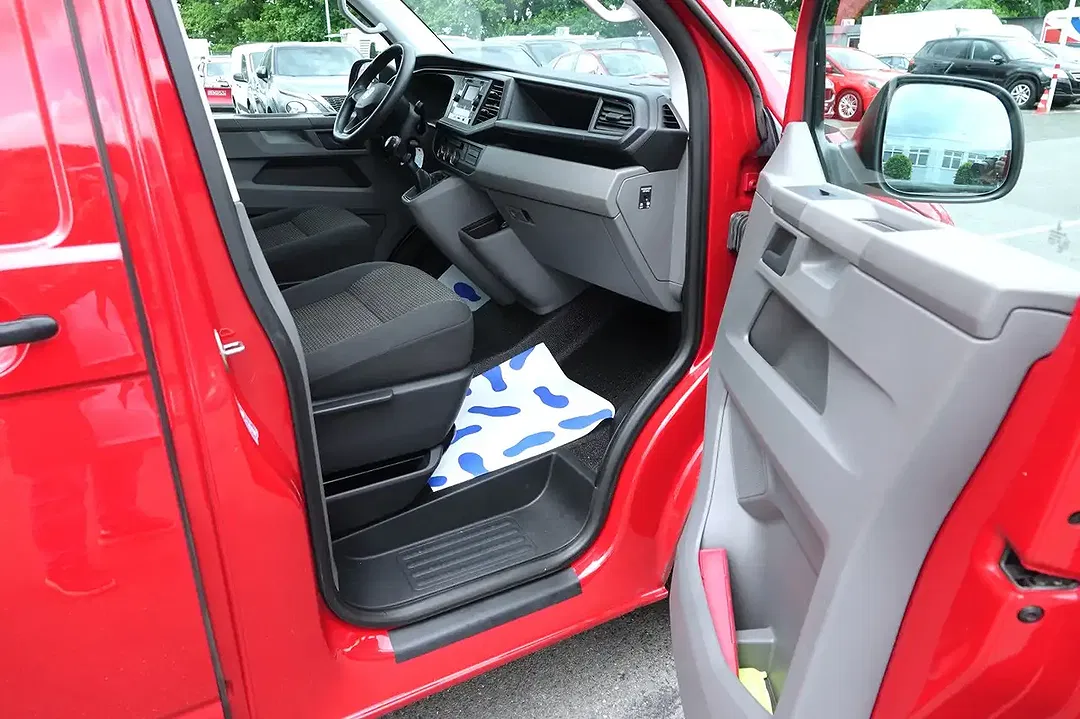 Volkswagen Transporter - Thumbnail 8