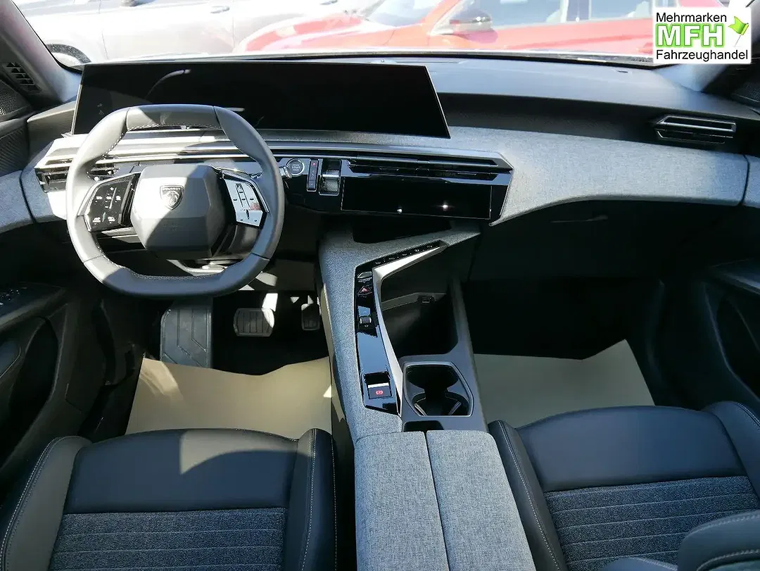 Peugeot 3008 - Thumbnail 10