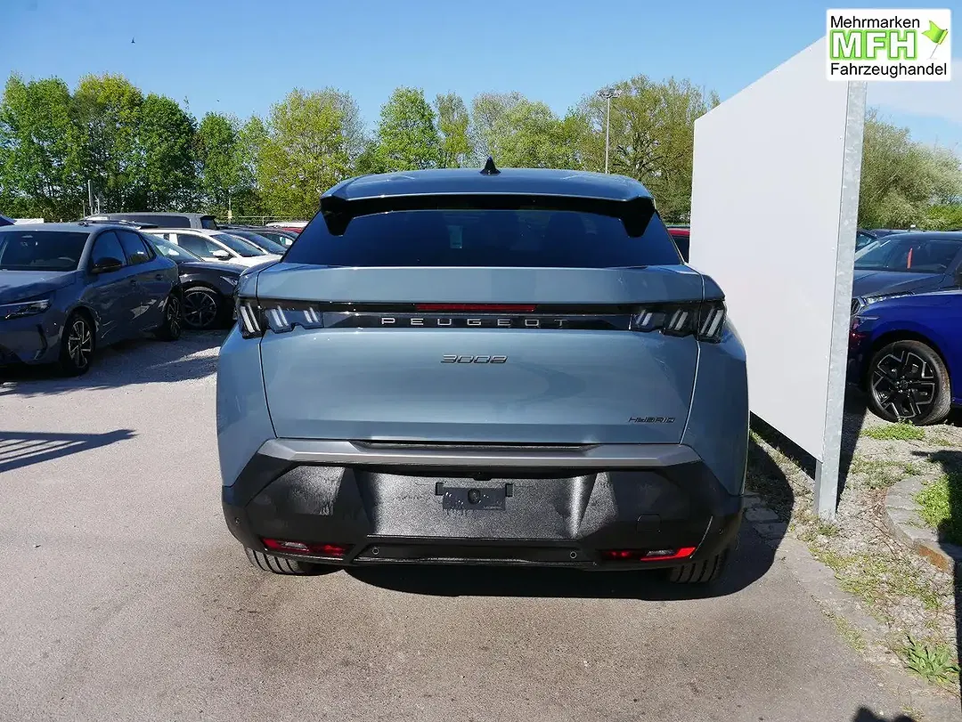 Peugeot 3008 - Thumbnail 2