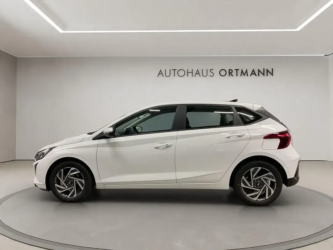 Hyundai i20 - Thumbnail 4