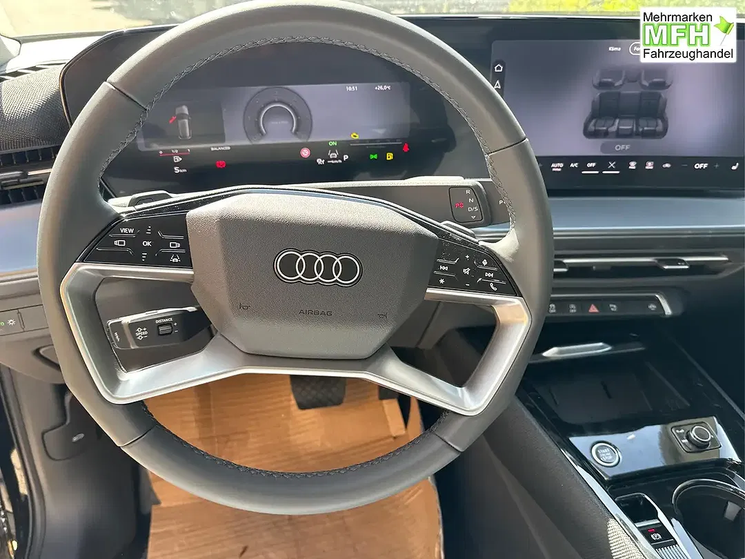 Audi Q3 - Thumbnail 12