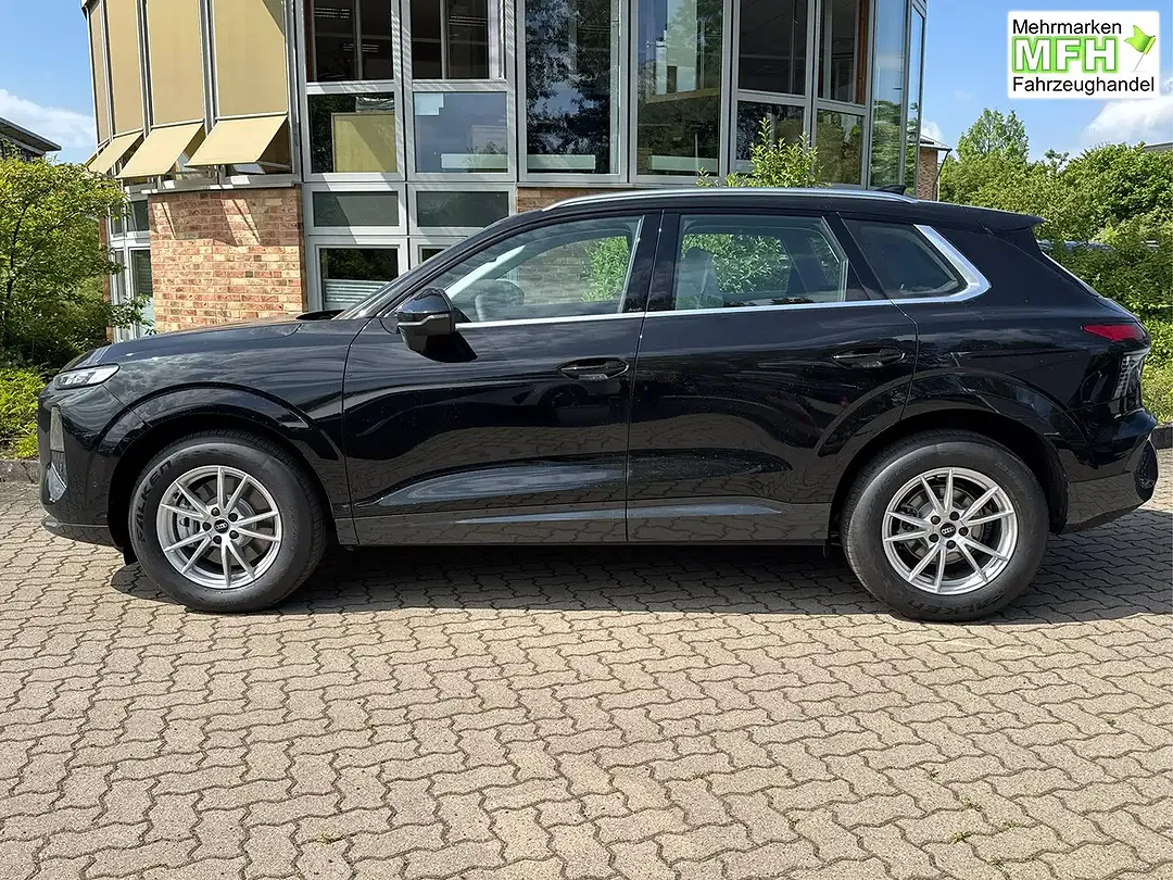 Audi Q3 - Thumbnail 4