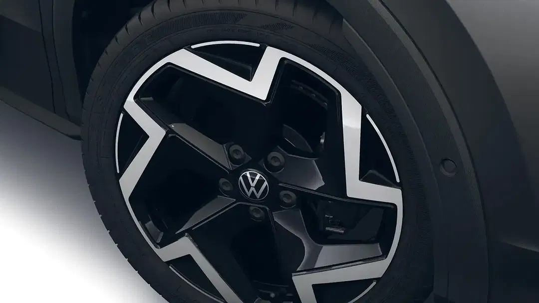Volkswagen T-Roc - Thumbnail 3