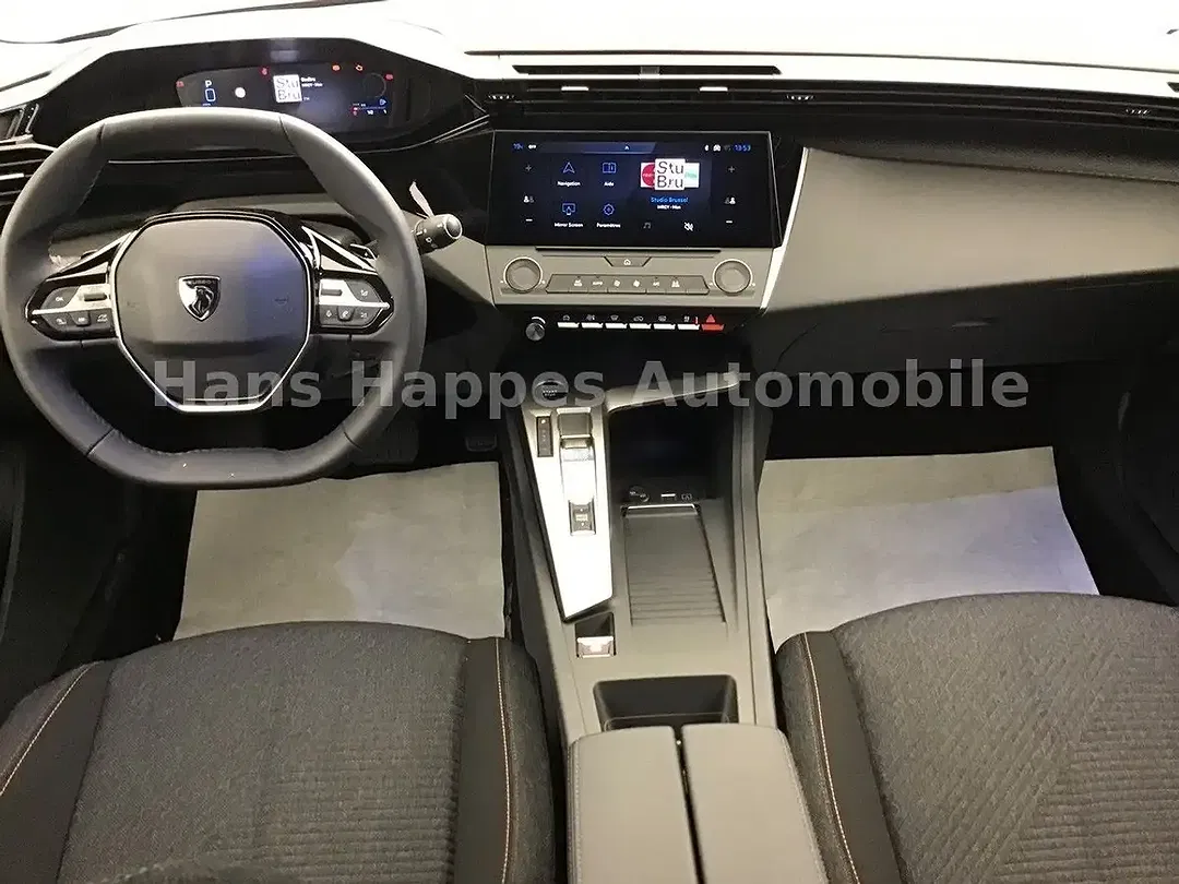 Peugeot 308 - Thumbnail 8